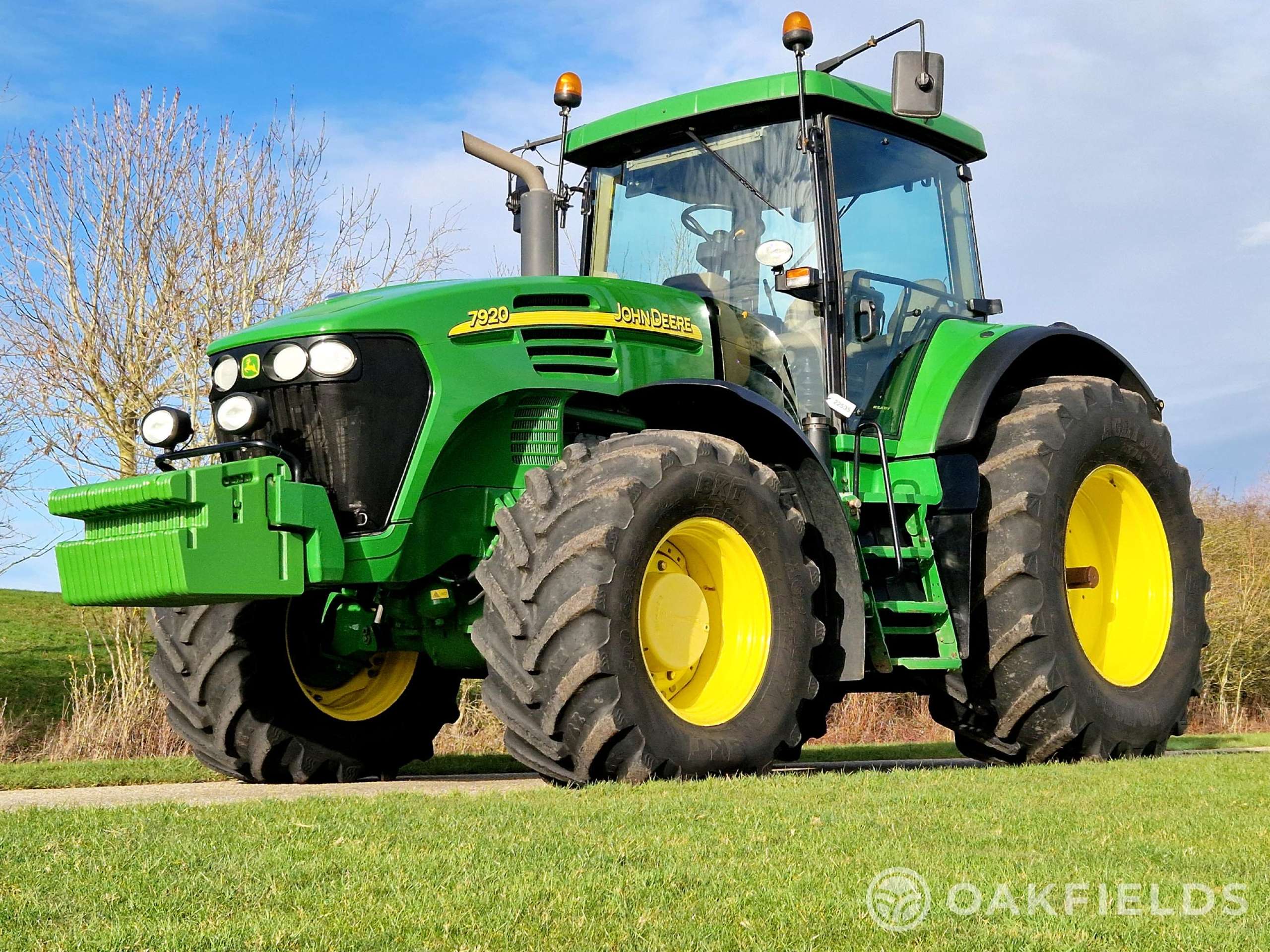 John Deere 9520R's leaving Oakfields!
