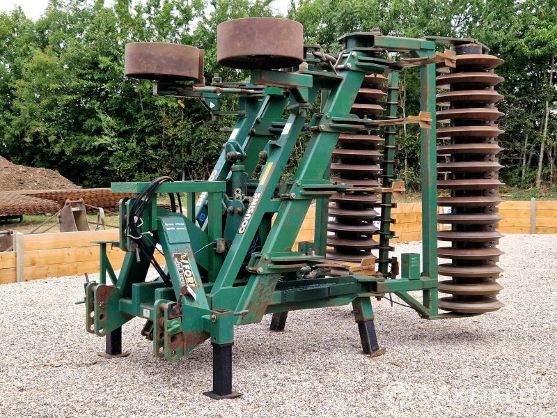 24587-(1)