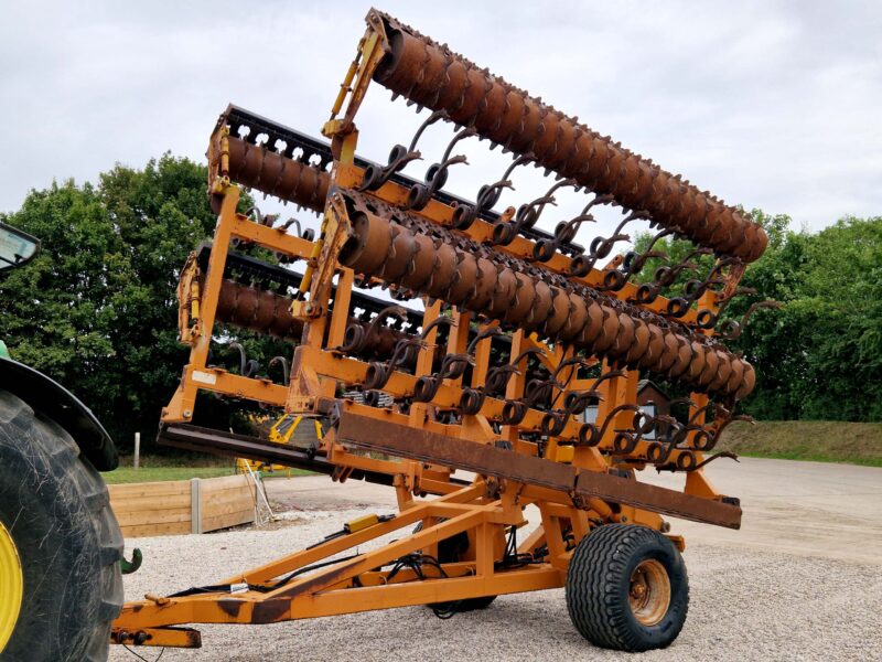 24608 (7)