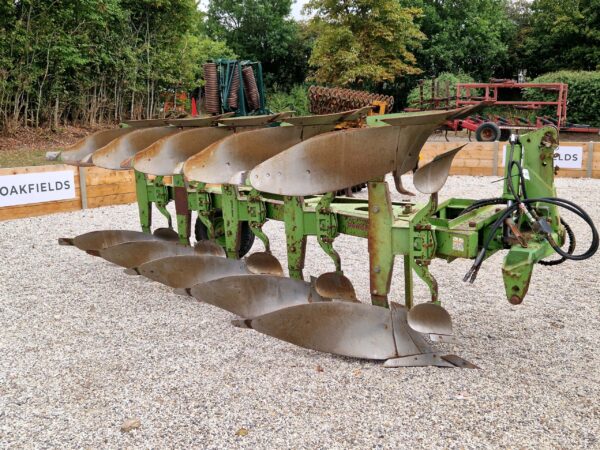 1997 Dowdeswell DP120S 5 Furrow Plough