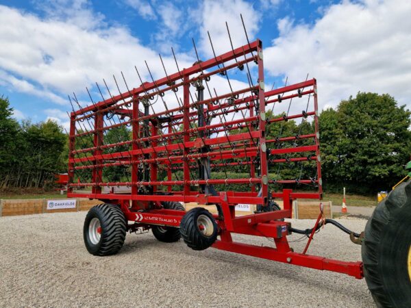 Weaving 12m trailed straw rake