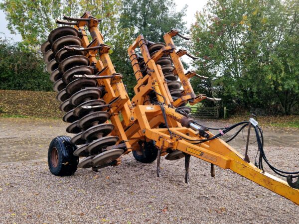 1996 Simba 5.5m Double Press