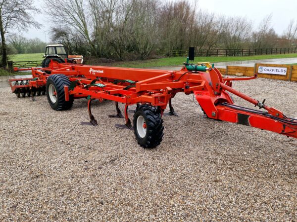2001 Kverneland CTS 3M Trailed Stubble Finisher