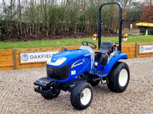 2020 New Holland Boomer 25 4WD Compact Tractor