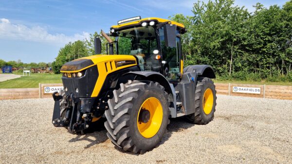 2020 JCB Fastrac 4220 Tractor