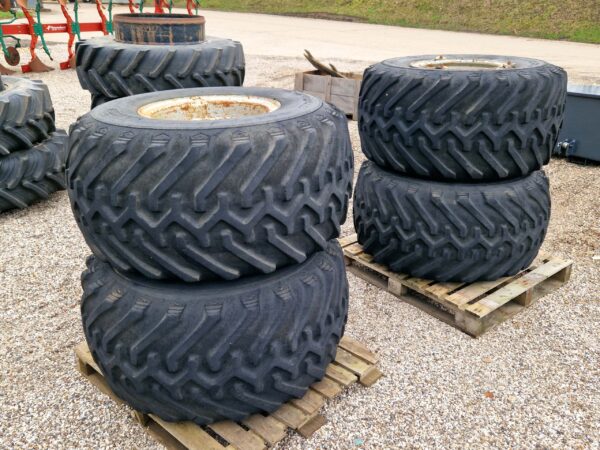 Set of 4 - 48.00 X 25.00 GoodYear Super Terra-Grip Tyres