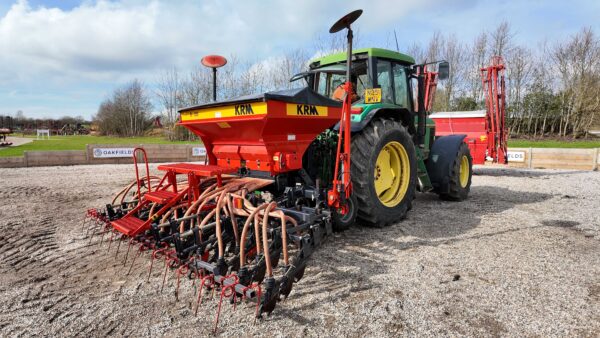 1998 KRM MR305 4m Suffolk Coulter Drill