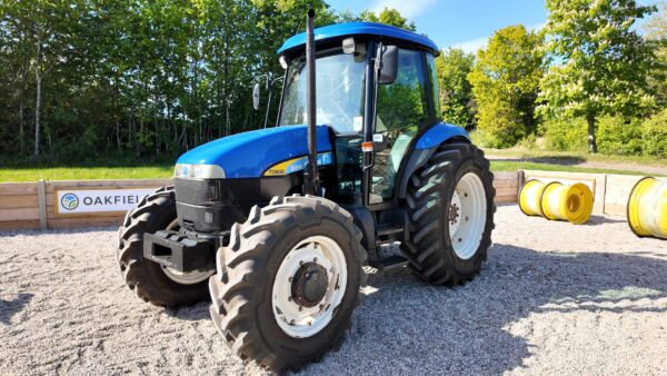 2006 New Holland TD80D 4WD Tractor