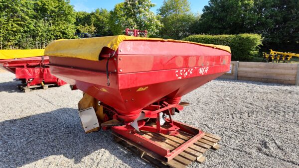 1997 Lely Centerliner Fertiliser Spreader