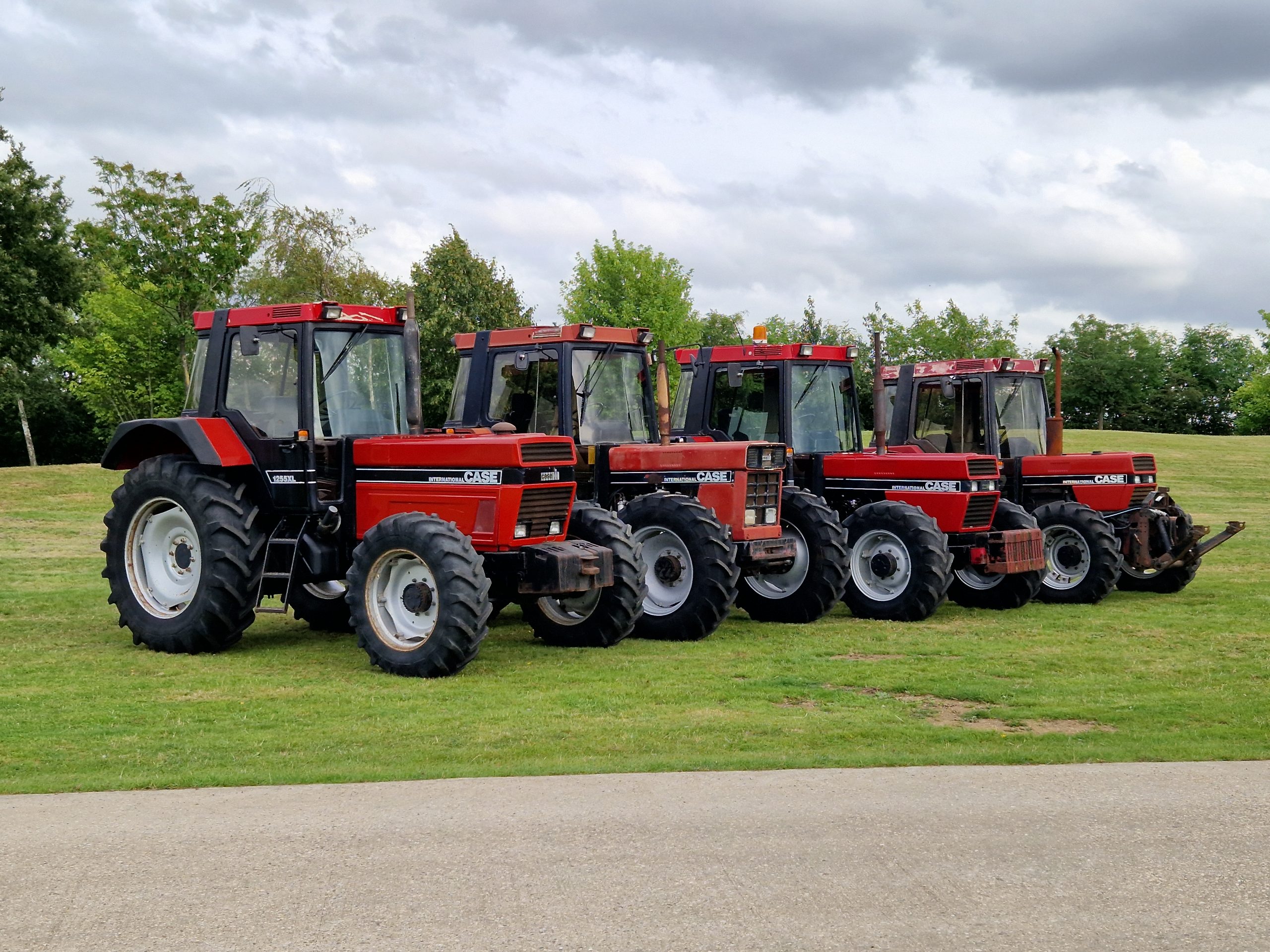 John Deere 9520R's leaving Oakfields!